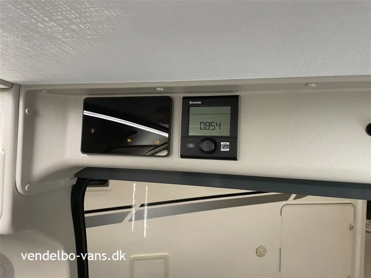 Billede 3 - 2022 - McLouis Menfys Van 04 Prestige Matic   Det er CamperVan topudgaven med masser af udstyr - Prestige Matic