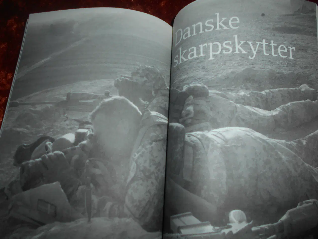 Billede 2 - Snigskytter,  Lars R. Møller