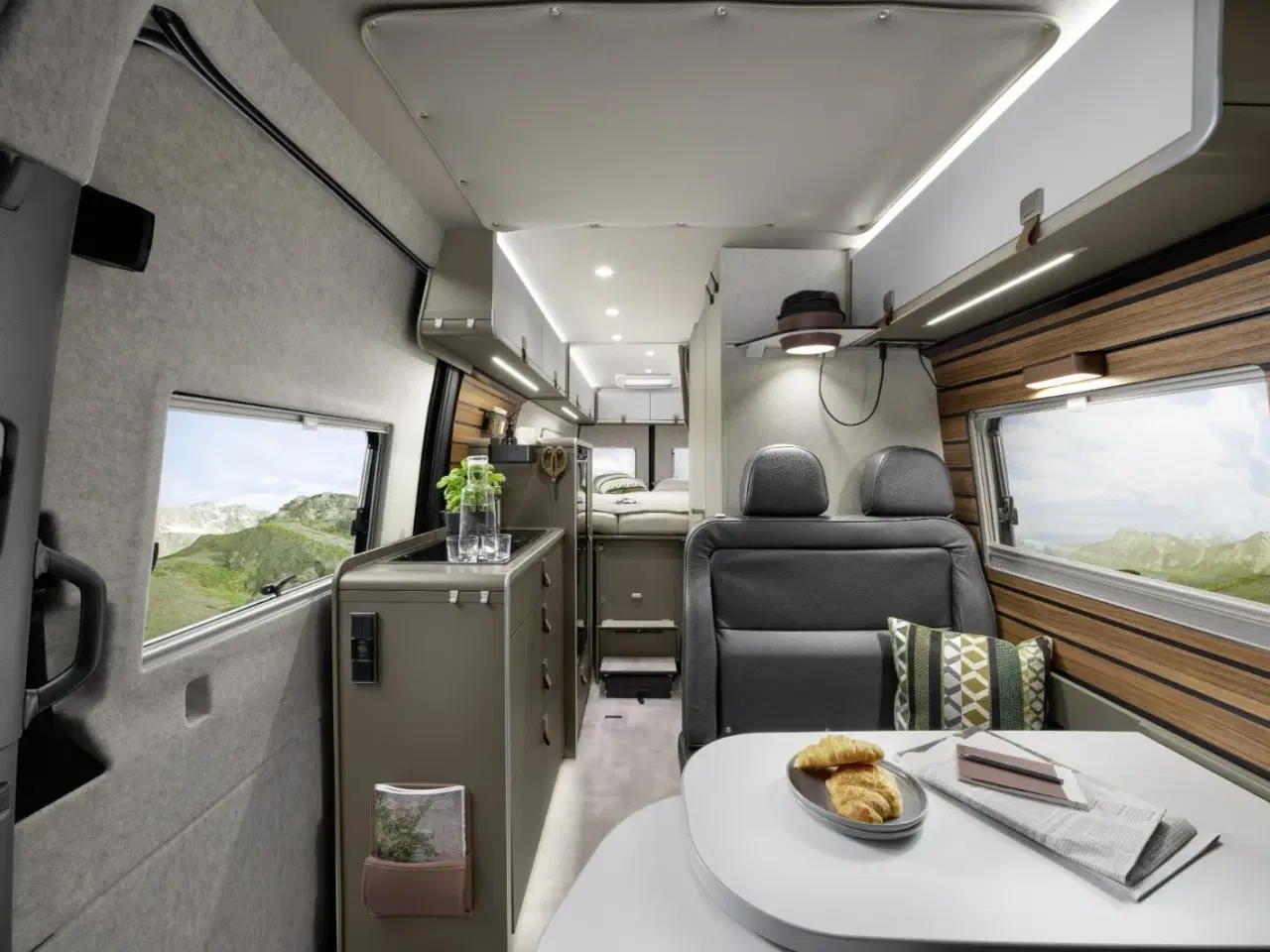 Billede 2 - Hymer Grand Canyon S700 2,0 CDi 170 aut.