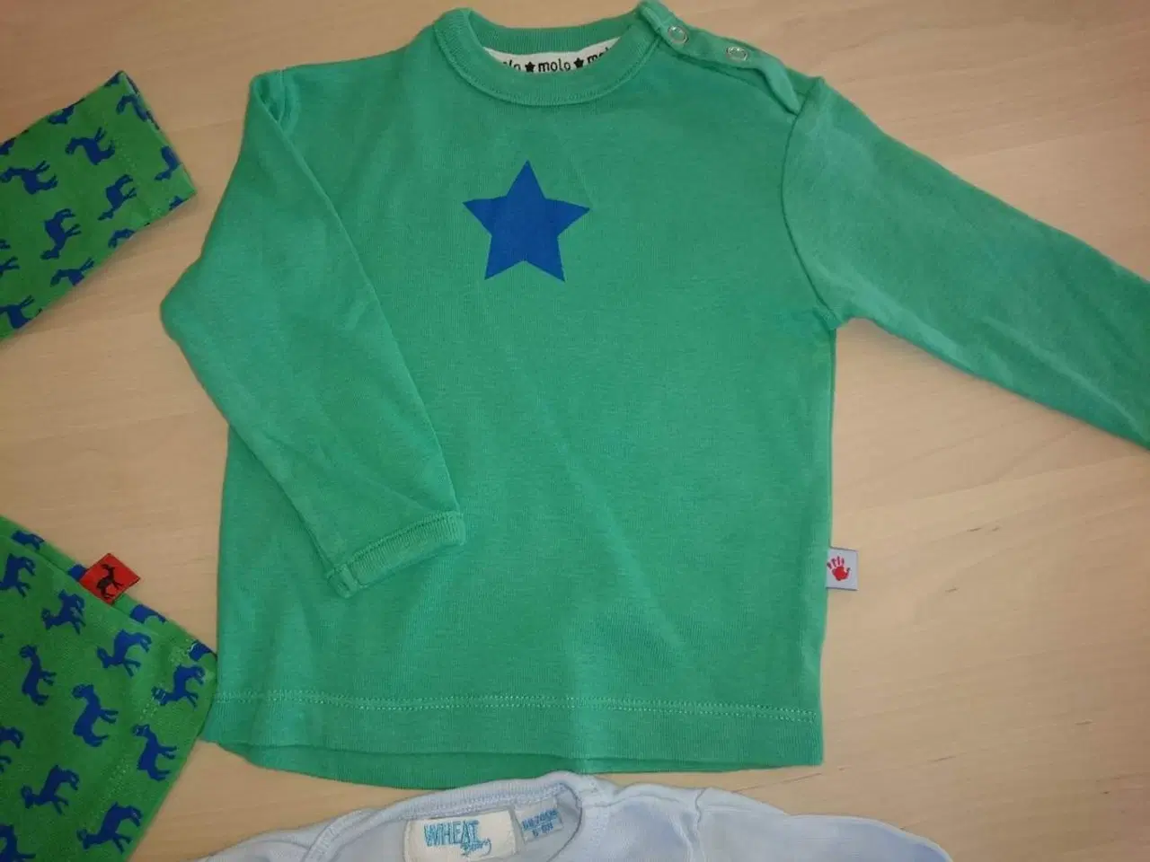 Billede 1 - Molo bluse  Str 68/74