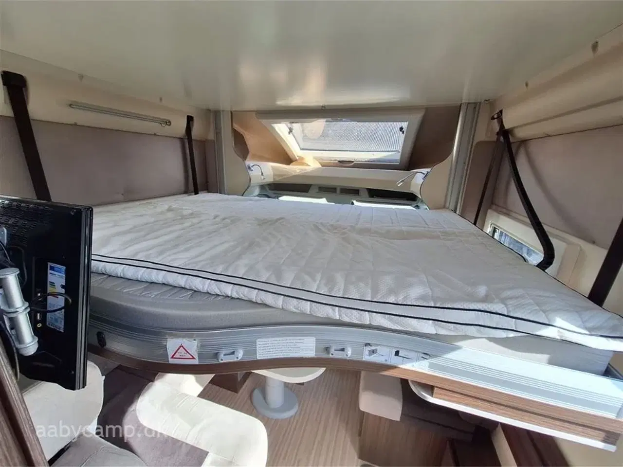 Billede 9 - 2019 - Benimar Tessoro 483   solceller. batteri. markise.duo control. tv. KUN 29,000 km.