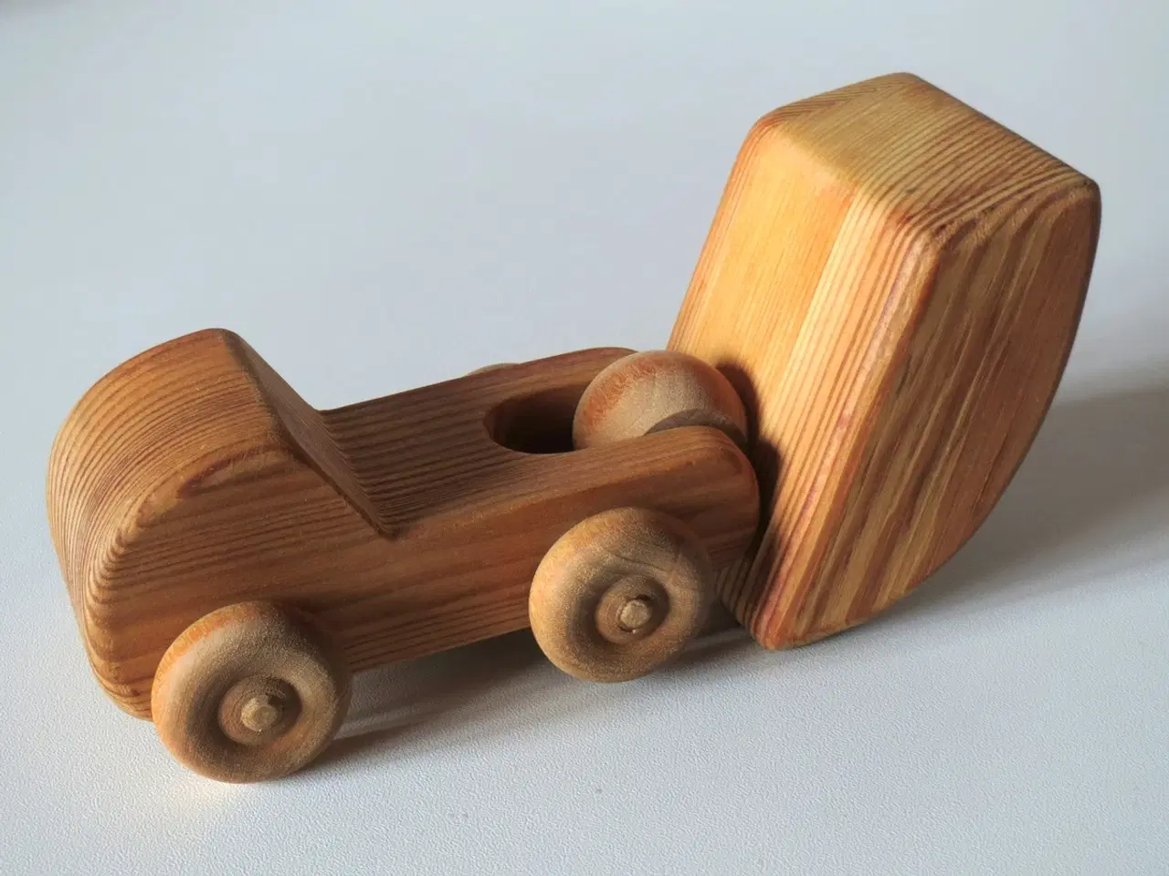 Billede 4 - Debresk lille lastvogn med tippelad