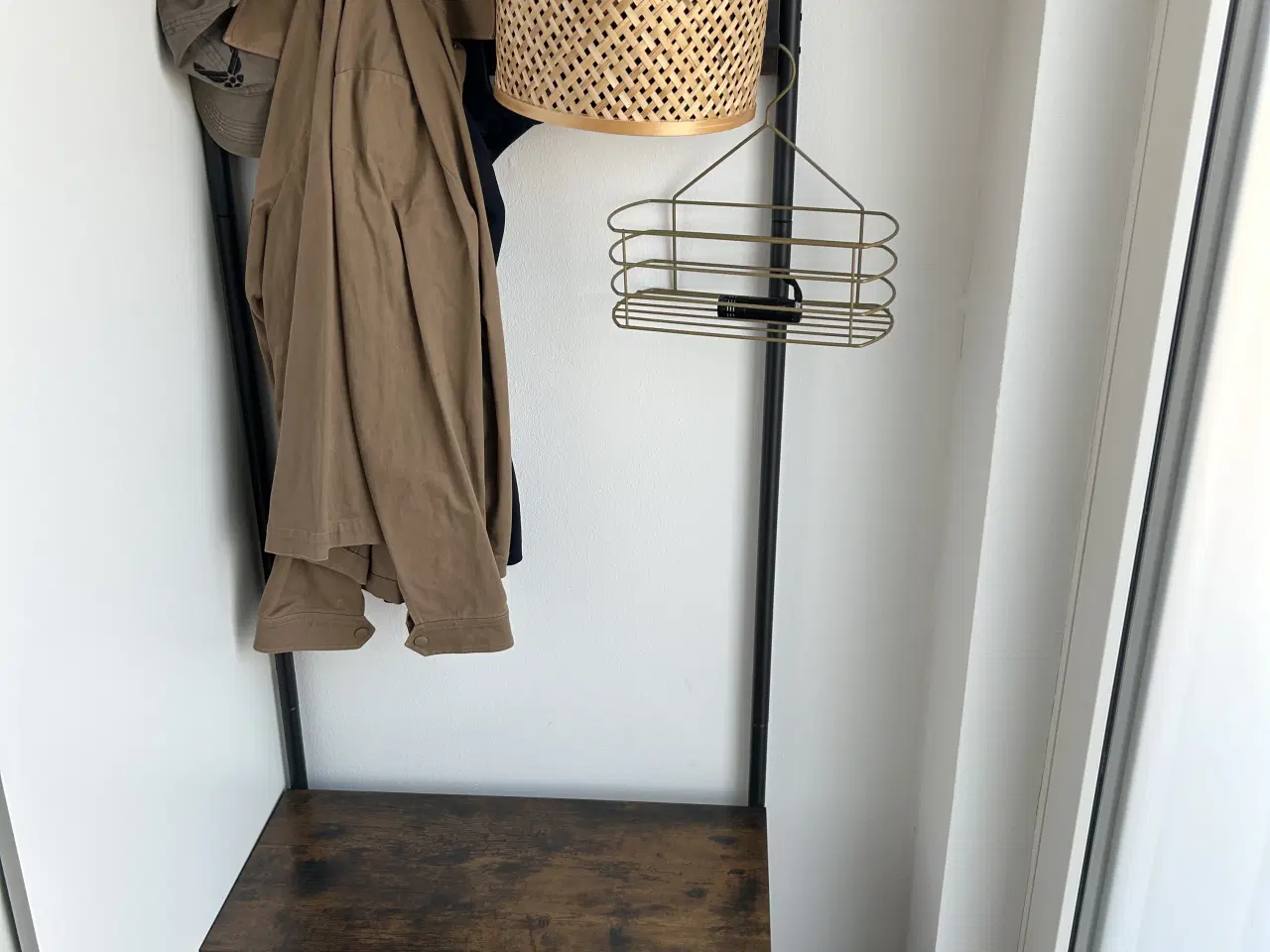 Billede 2 - Møbel til entré 