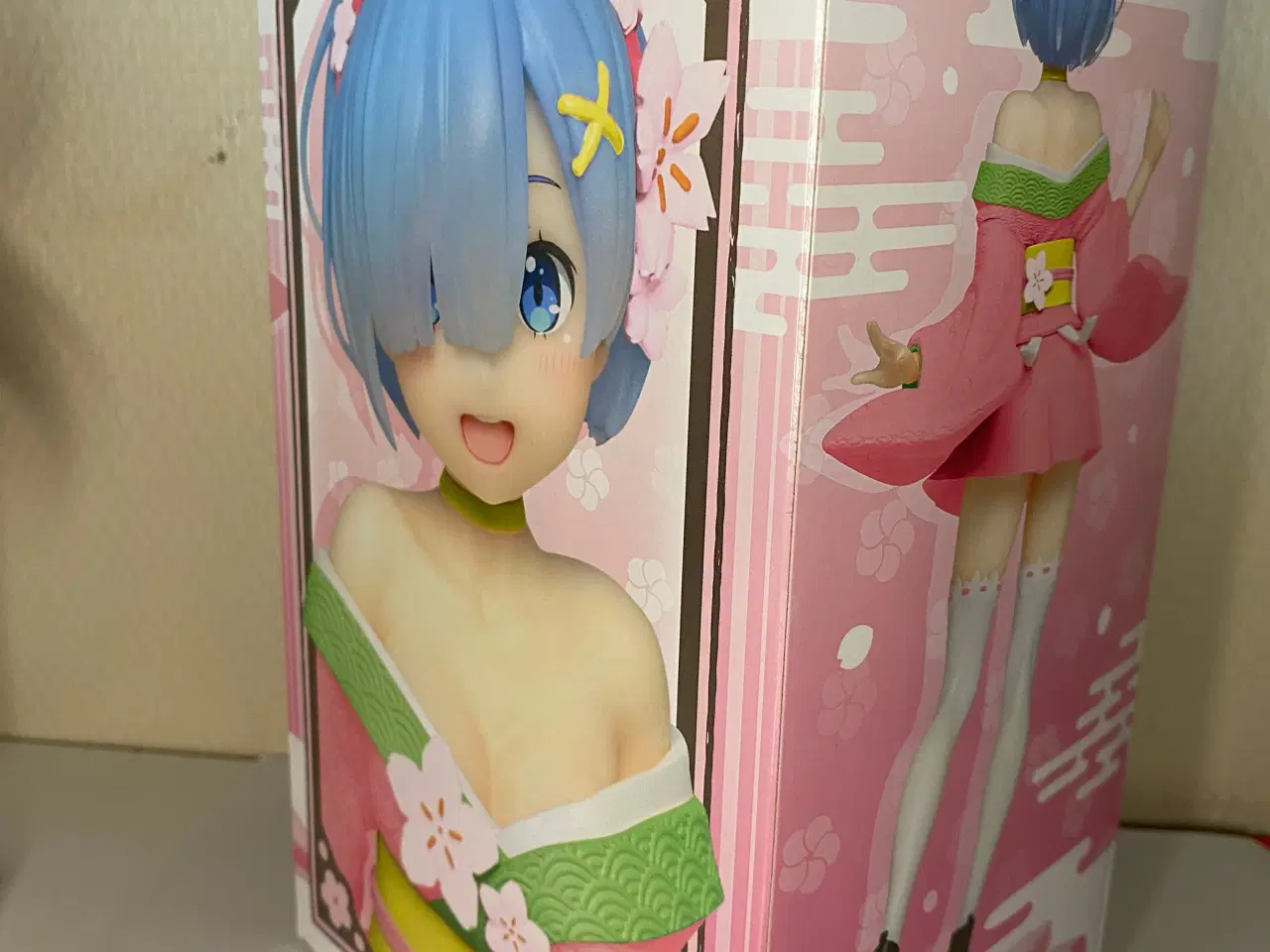 Billede 3 - Rem anime figur i original emballage