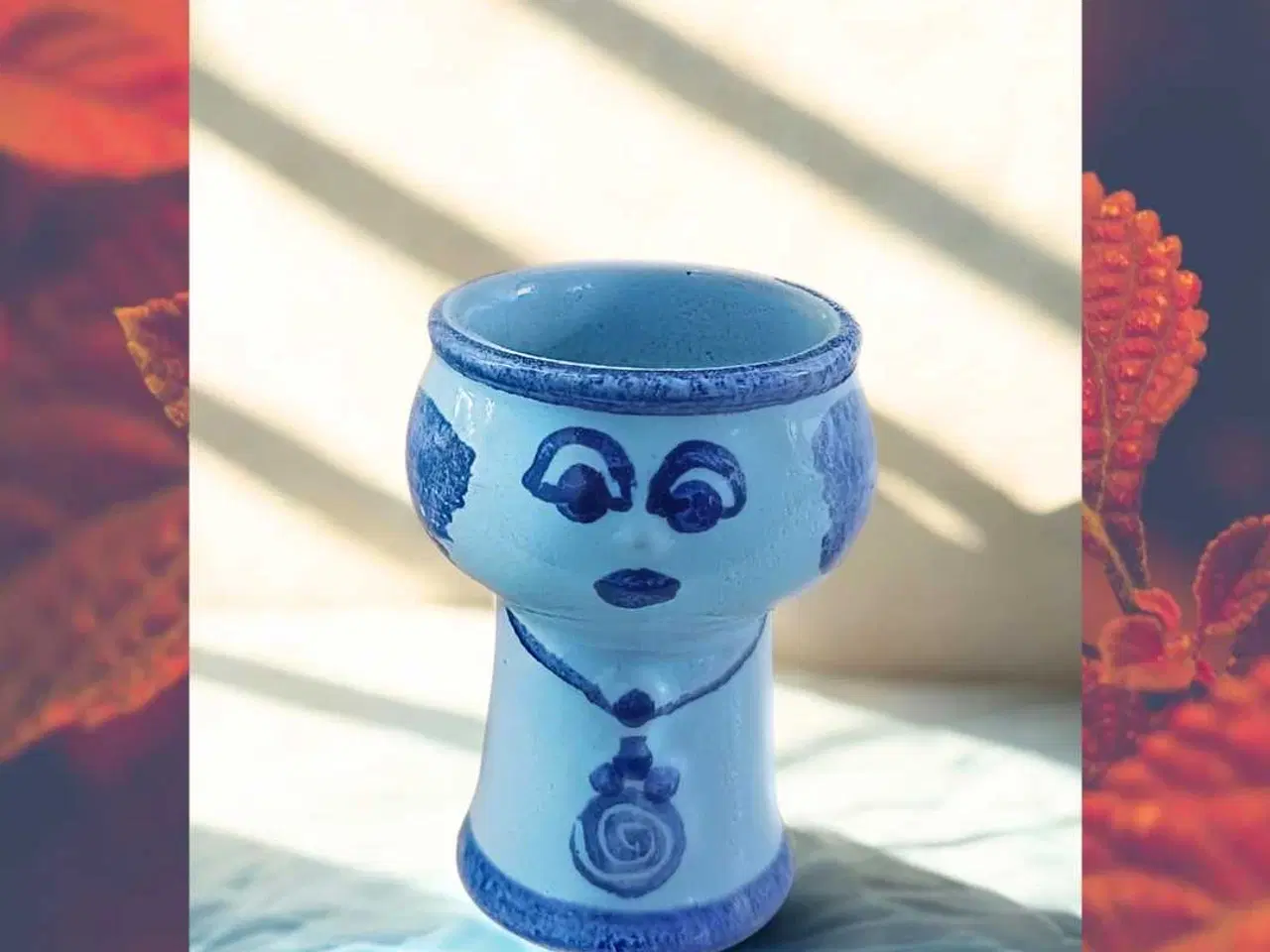 Billede 1 - Lysestage/pottedame i blå