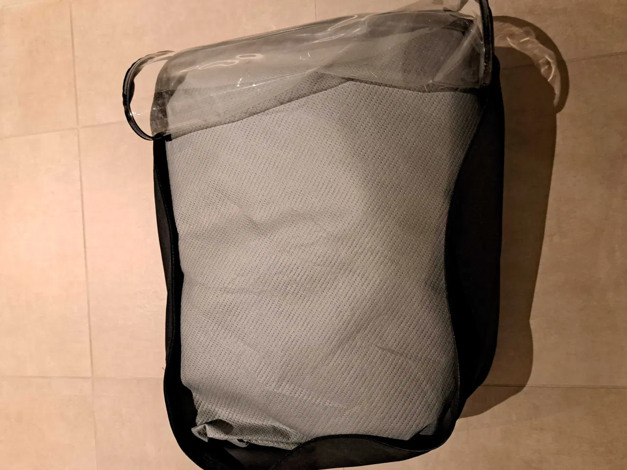 Billede 3 - Cover til Adria Action