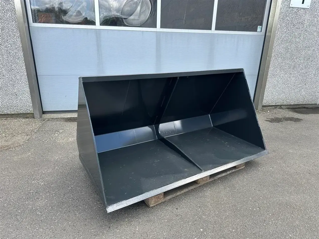 Billede 6 - Schäffer Skovl Volume skovl 900L / 180 CM