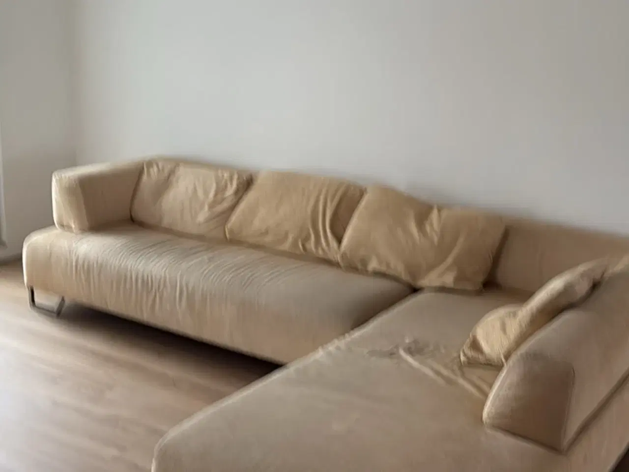 Billede 2 - Behagelig flot sofa