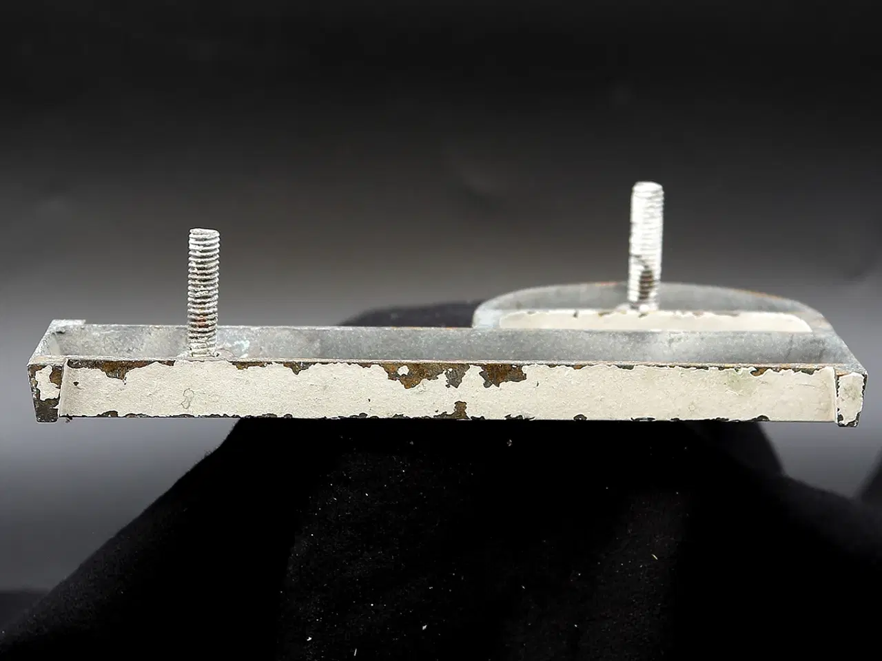 Billede 3 - Messing facadebogstav “P” – rå patina