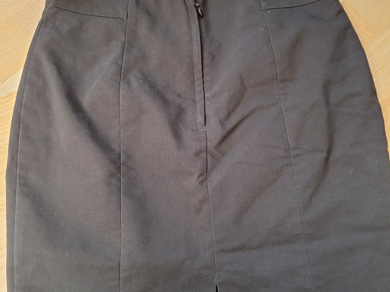 Billede 3 - Nederdel 