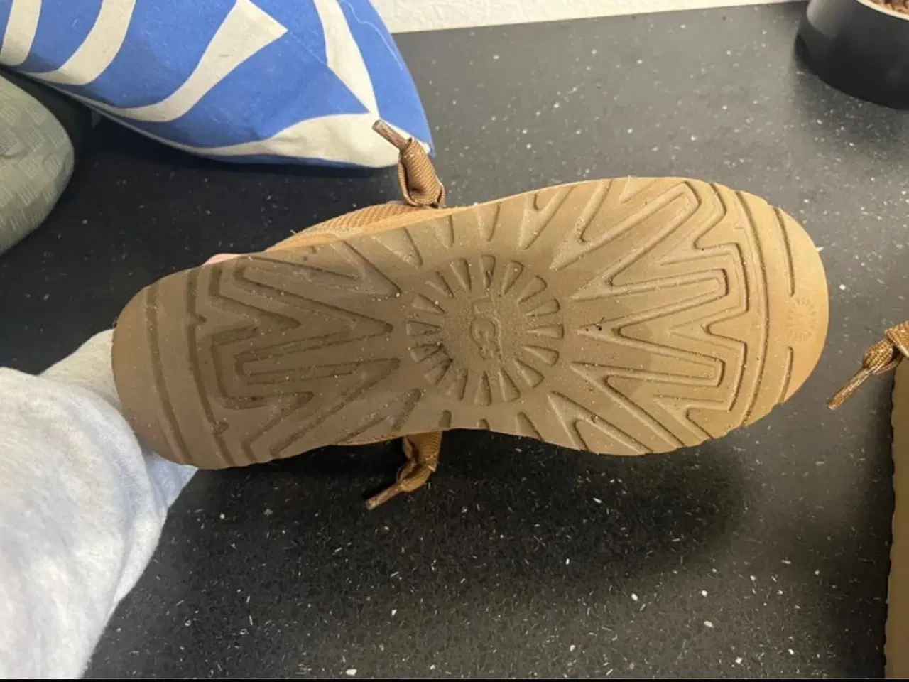 Billede 7 - Ugg lowmel Chestnut