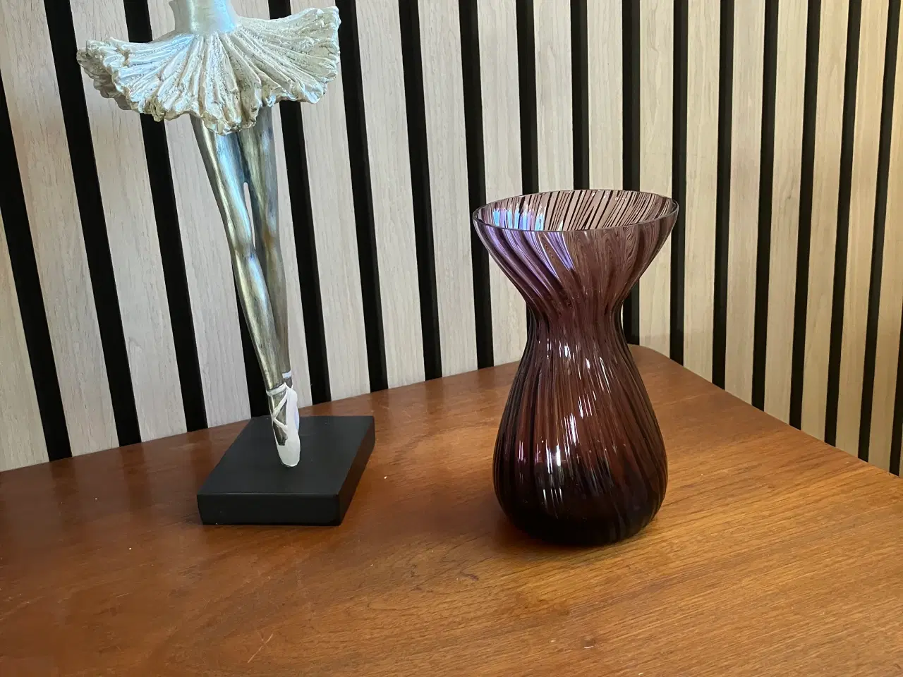 Billede 1 - Dekorativ Lilla snoet hyacintglas