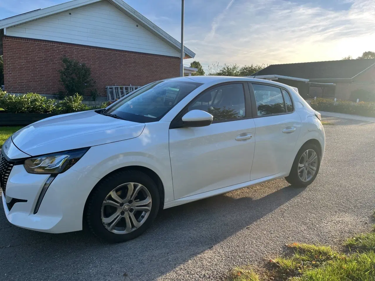 Billede 1 - Peugeot 208 1,2 PureTech 100 Active Pack