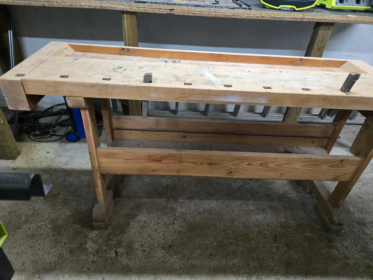 Billede 2 - Høvlebænk til salg