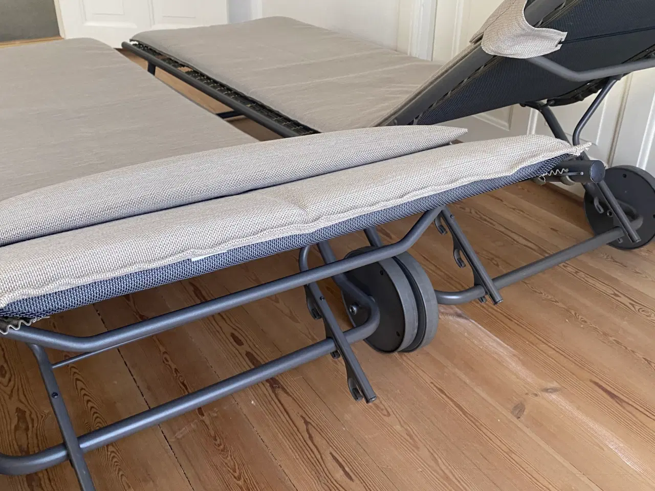 Billede 4 - 2 stk Lafuma solsenge / drømmesenge med hjul