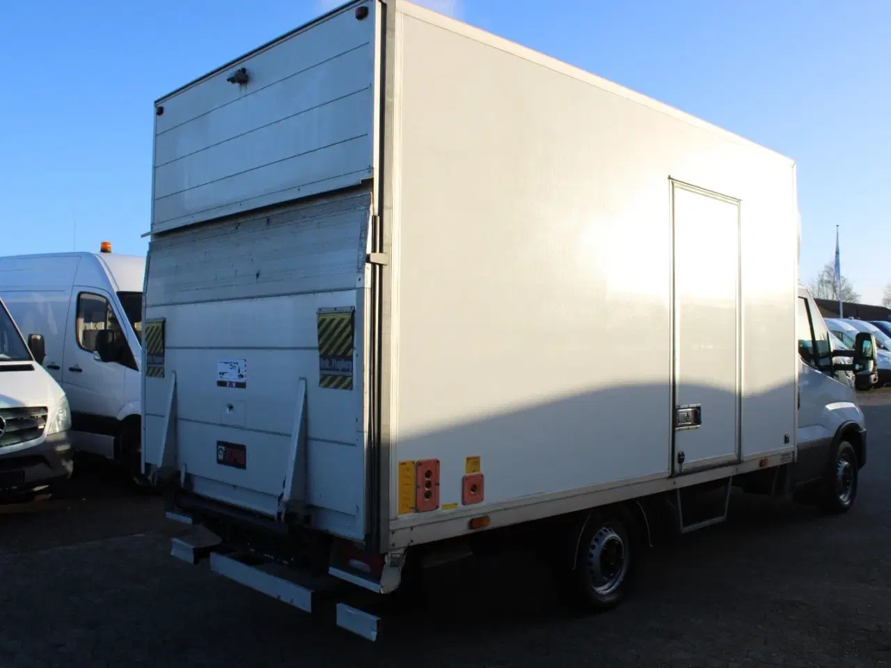 Billede 8 - Iveco Daily 2,3 35S14 Alukasse m/lift AG8