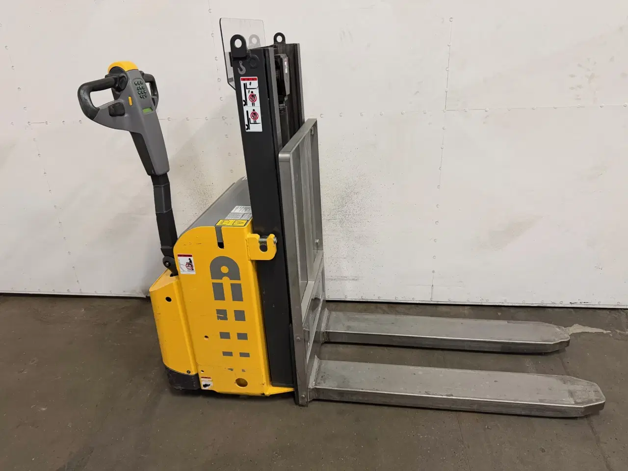 Billede 1 - Pallestabler med GEL batteri. Meget fin stand.!