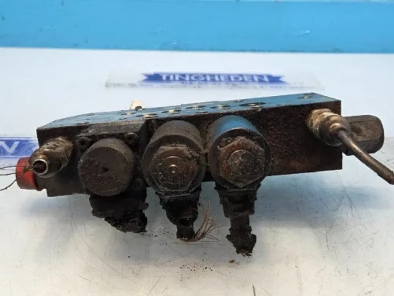 Billede 9 - Valtra  S394   Ventil   G954100600011