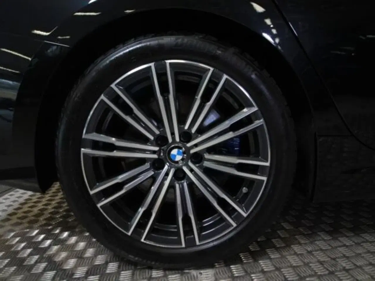 Billede 11 - BMW 330d  M-SPORT Touring Steptronic 