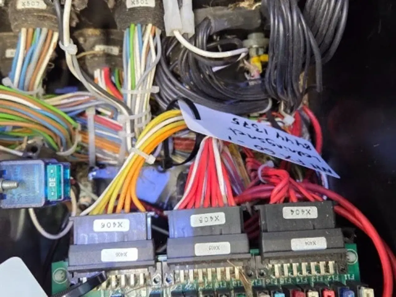 Billede 17 - New Holland FX60 Ledningsnet 84441375