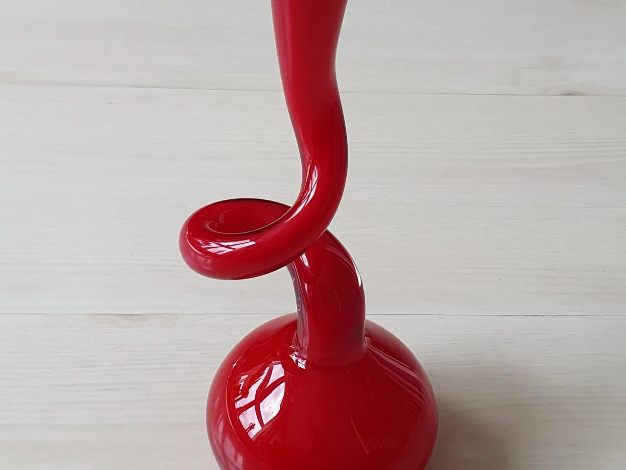 Billede 1 - Rød Vase 