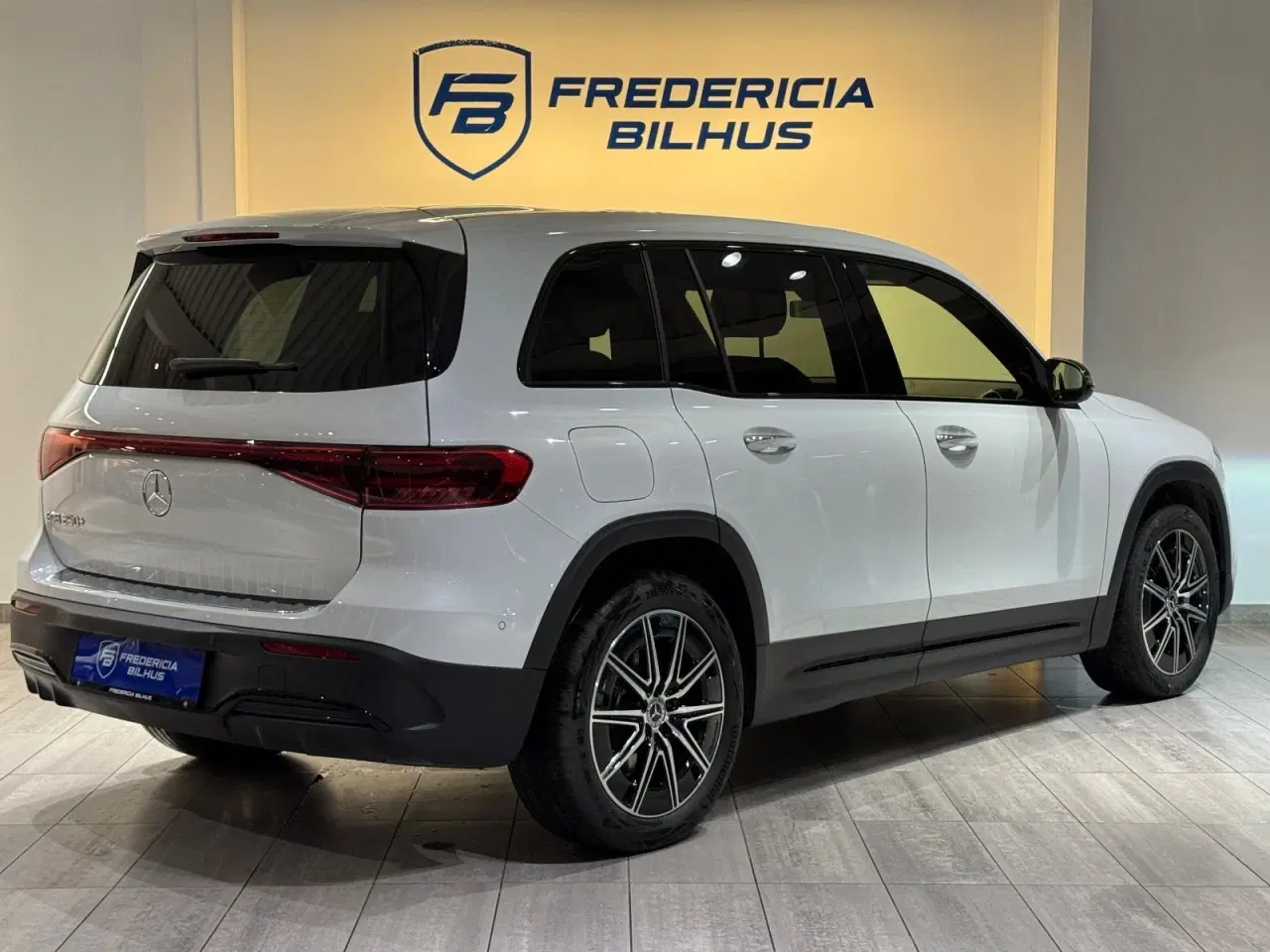Billede 3 - Mercedes EQB250+  AMG Advance