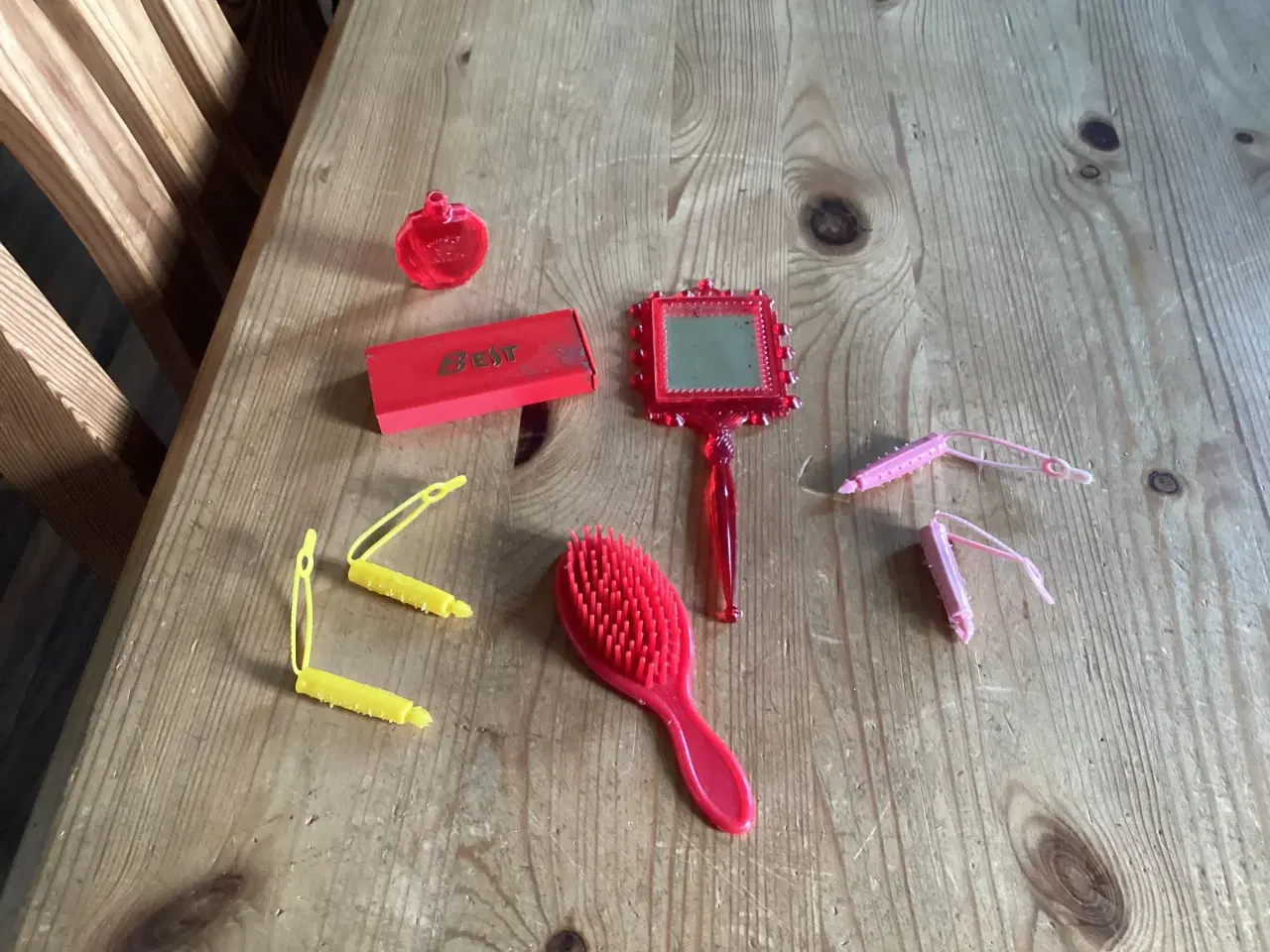 Billede 8 - Retro Dukker, Møbler, Sminke ting, Retro Klokke