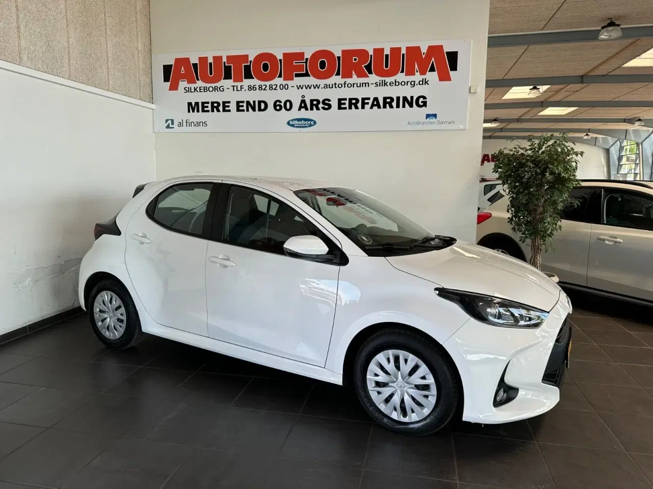 Billede 1 - Toyota Yaris 1,0 Essential Van