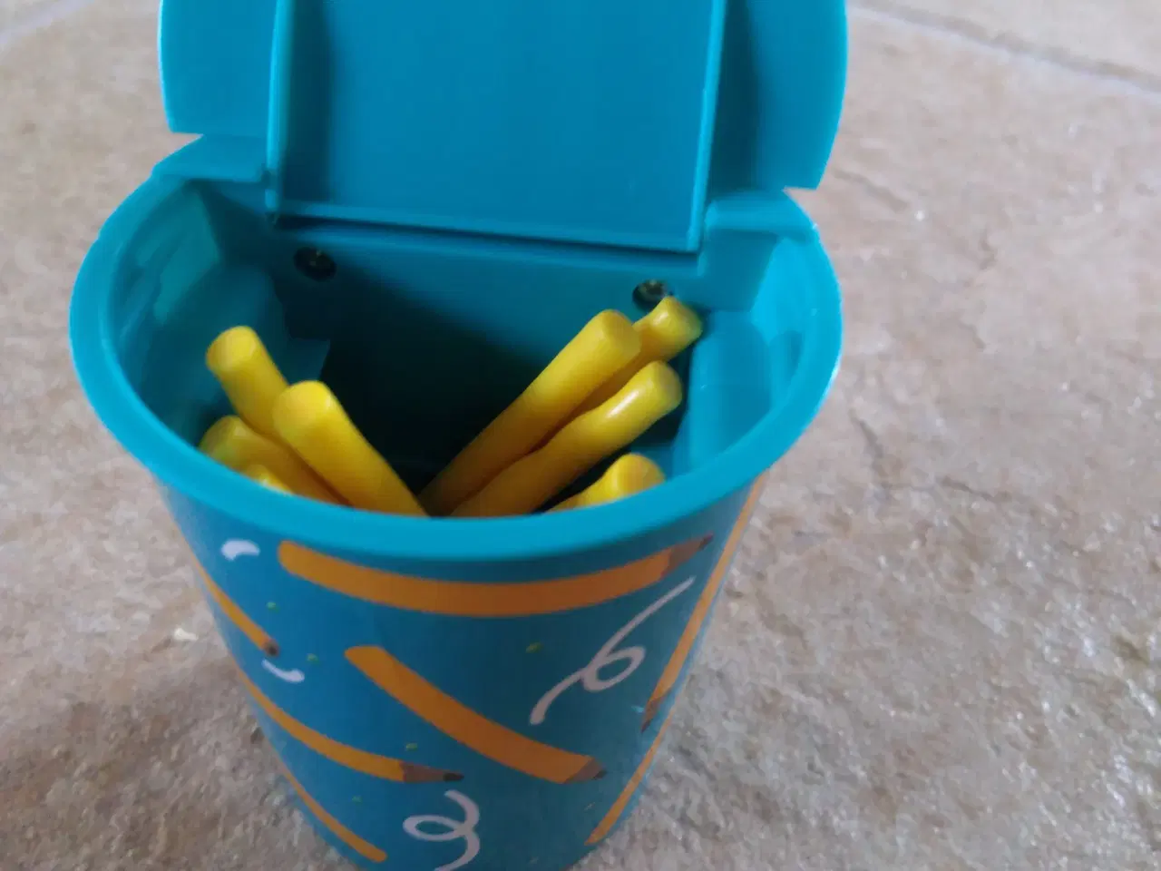 Billede 2 - Blyantspil