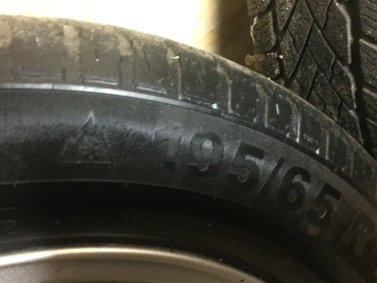 Billede 5 - Vinterdæk med Alufælge