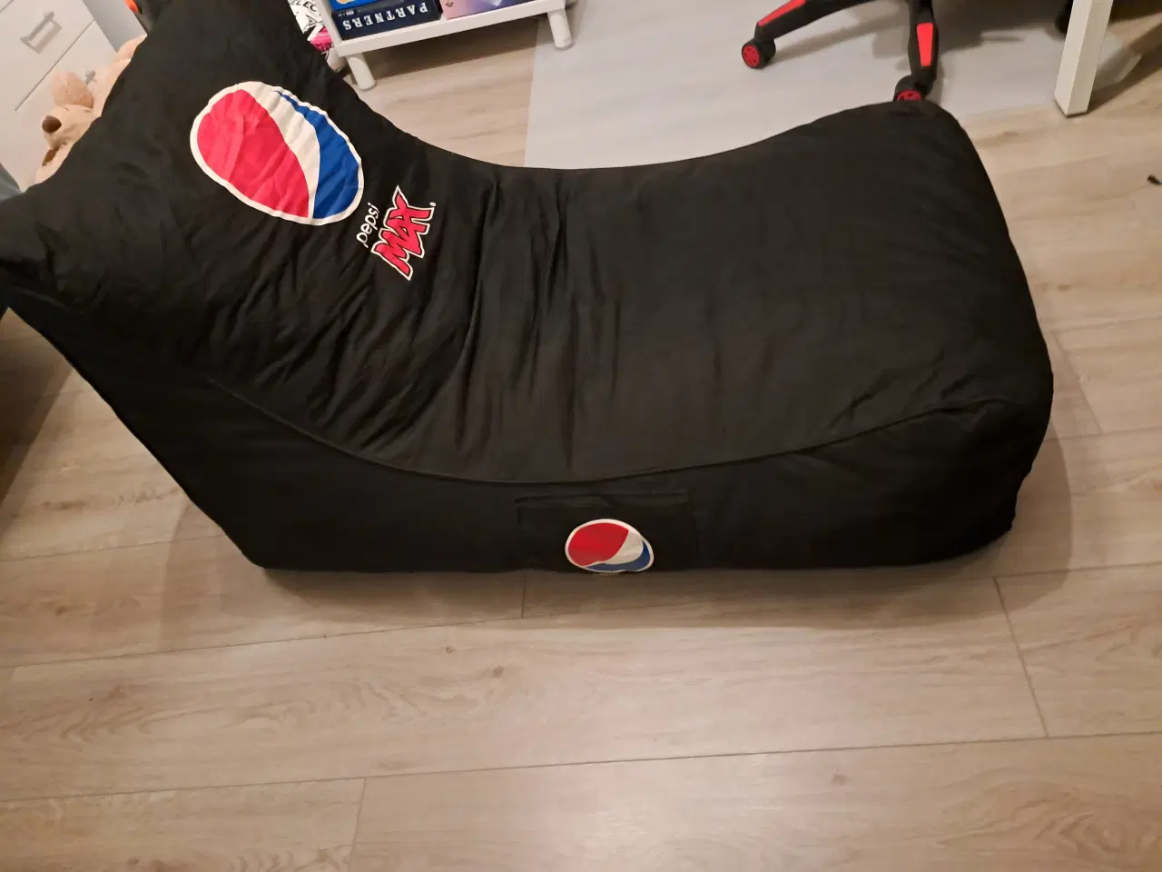 Billede 3 - Pepsi Max sækkestol 