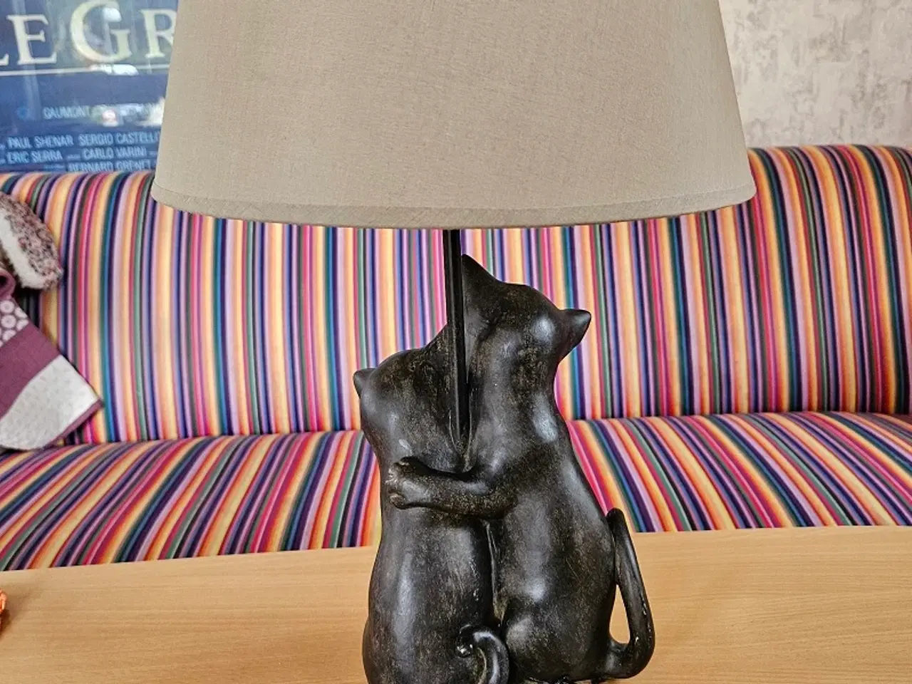 Billede 2 - Bordlampe med to katte