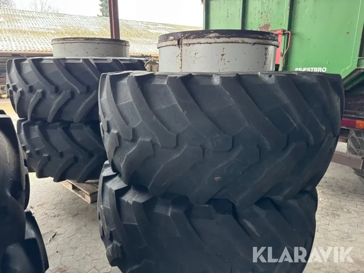 Billede 1 - Tvillingehjul Pirelli TM900 for og bag 4 styk