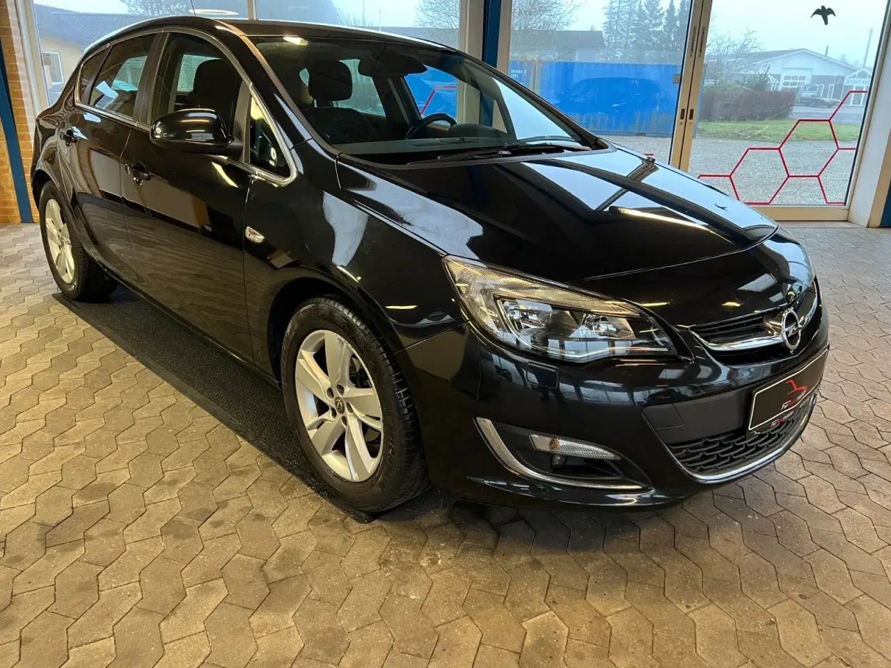 Billede 1 - Opel Astra 1,4 T 140 Sport