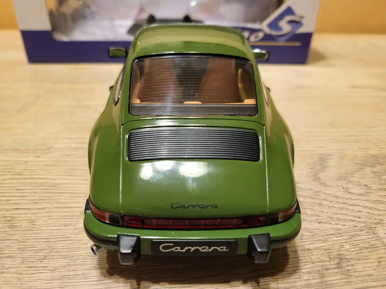 Billede 4 - Modelbil 1:18 porsche 911 - 400 kr.