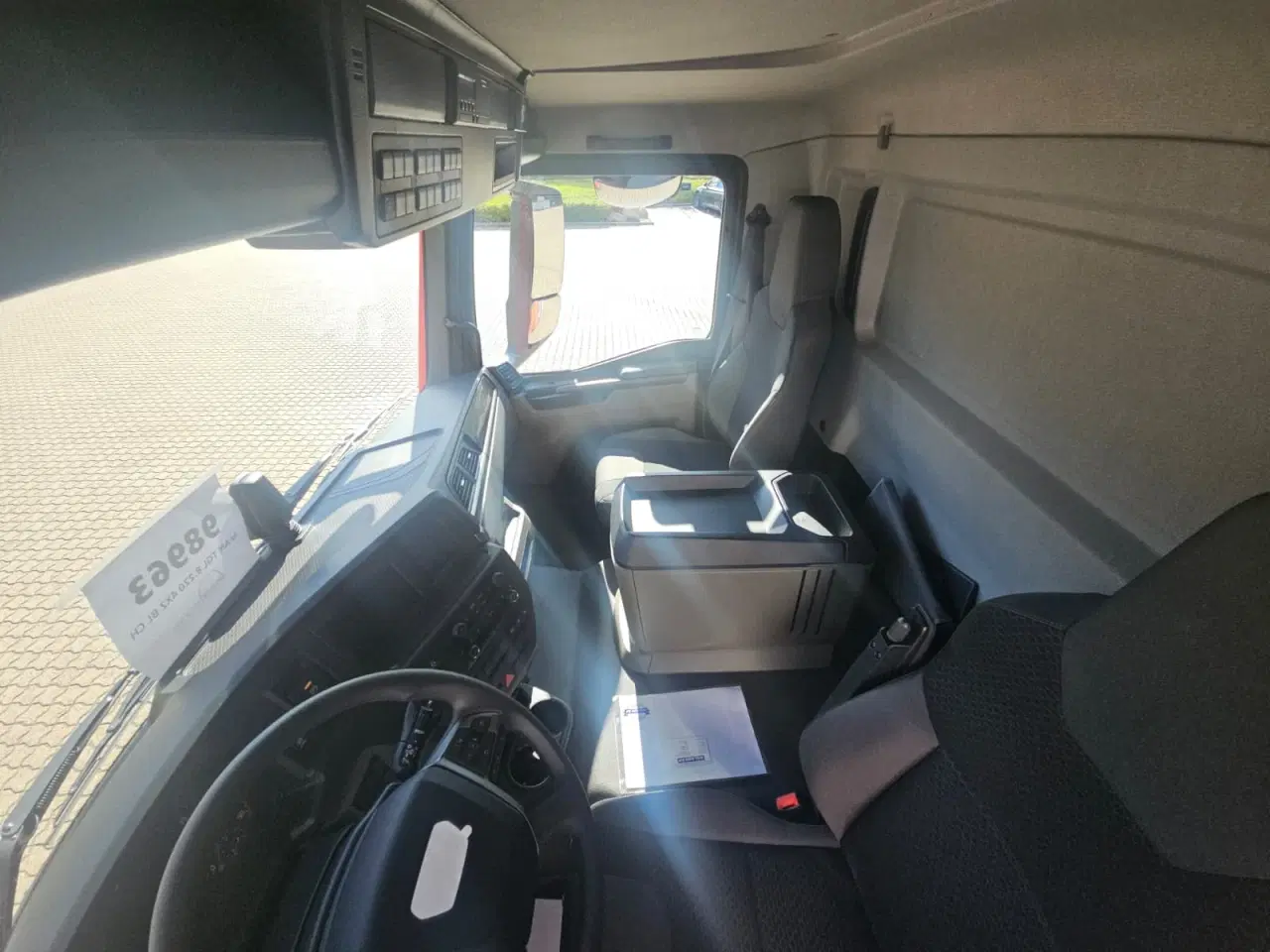 Billede 16 - MAN TGL 8.220, Lukket kasse