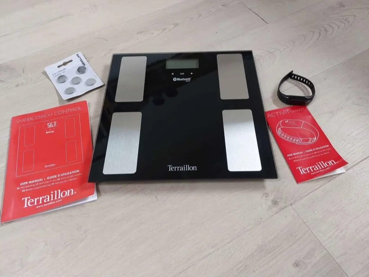 Billede 3 - Helt ny digital vægt og ur og batterier. Aldrig br