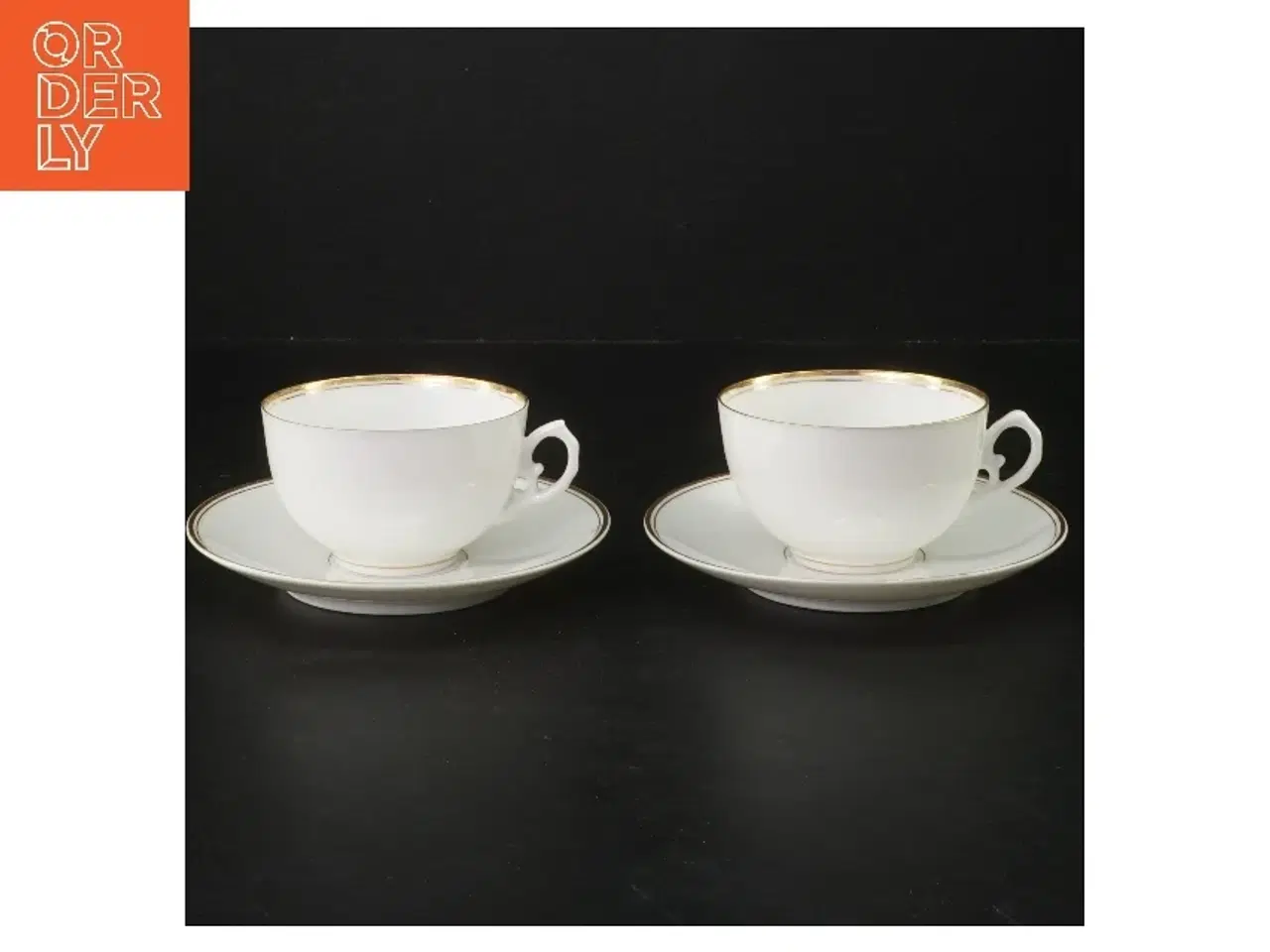 Billede 1 - Sæt med kaffekopper og underkopper fra Bing Og Grøndal (str. kop ø 8,5 cm, underkop ø 13 cm)