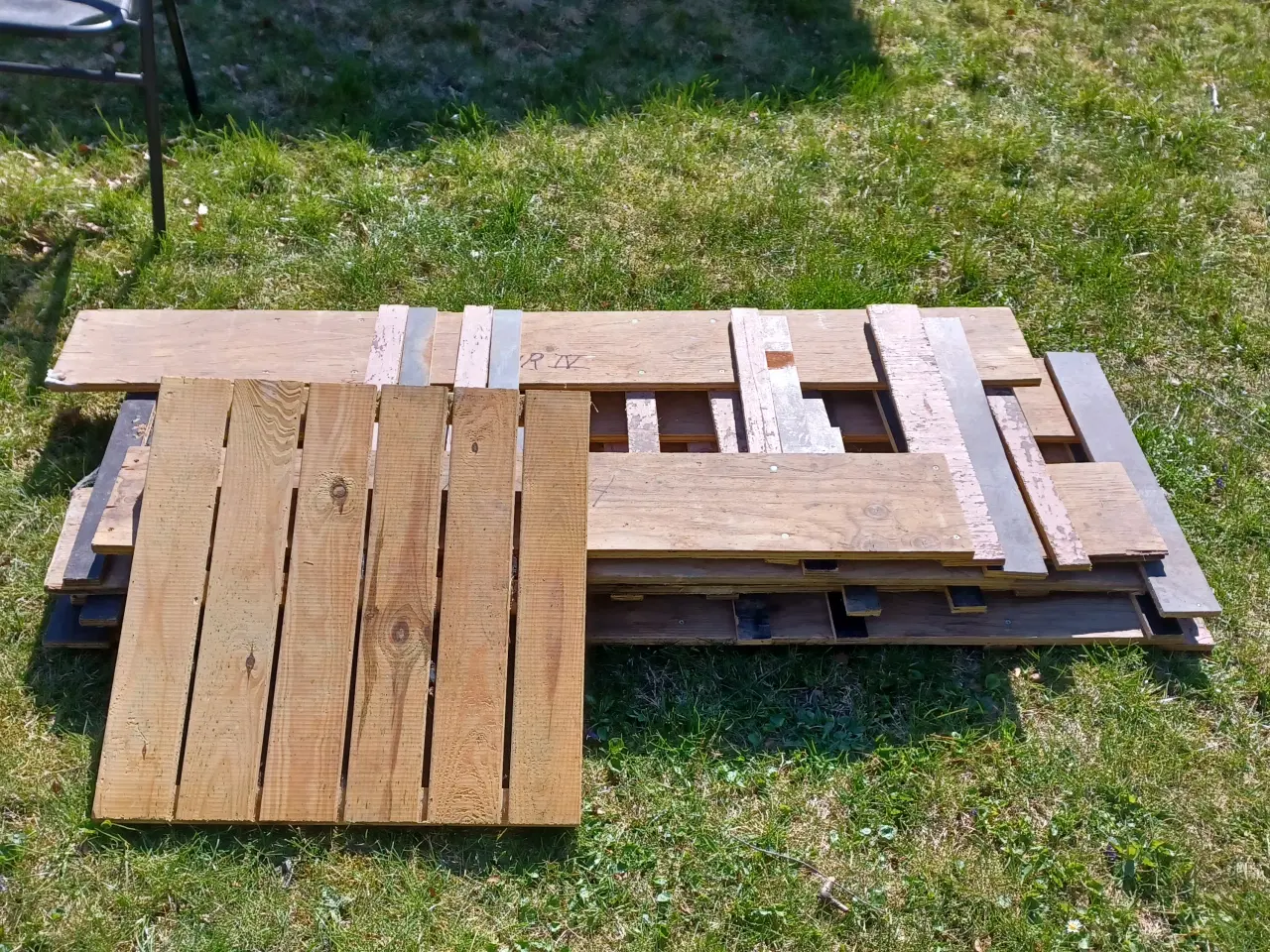 Billede 3 - 60 x 60 cm træfliser med støttekant. Teltgulv