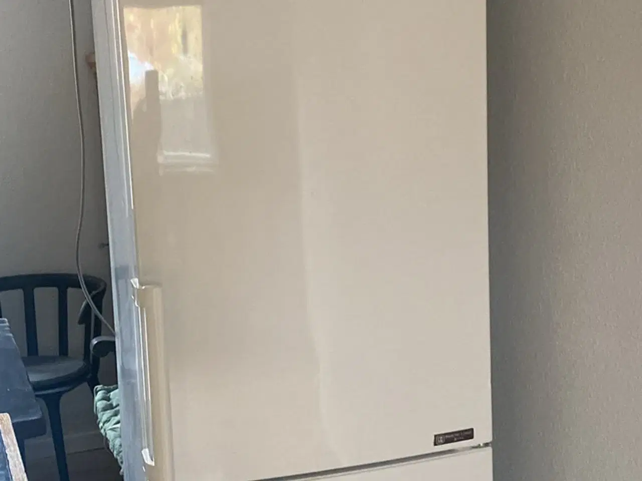 Billede 1 - Rummeligt Kølefryseskab