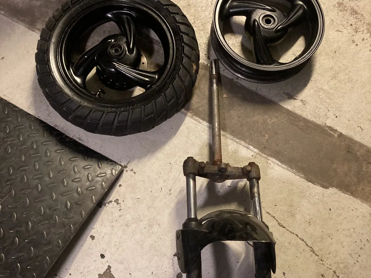 Billede 1 - 12” PGO FORGAFFEL + FÆLGE