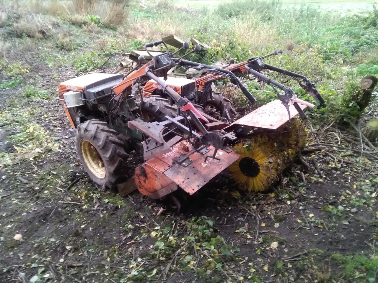 Billede 4 - KØBES BILLIG stor Fræser & kost Evt god uklrgj OK 