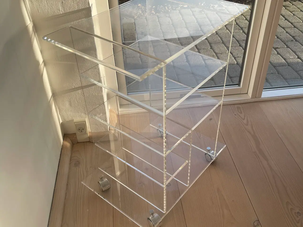 Billede 1 - Stereorack i akryl