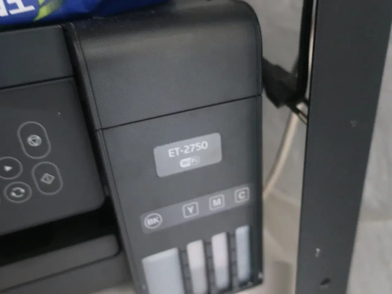 Billede 5 - Reol med indhold printer / akku. Boremaskine m.m.