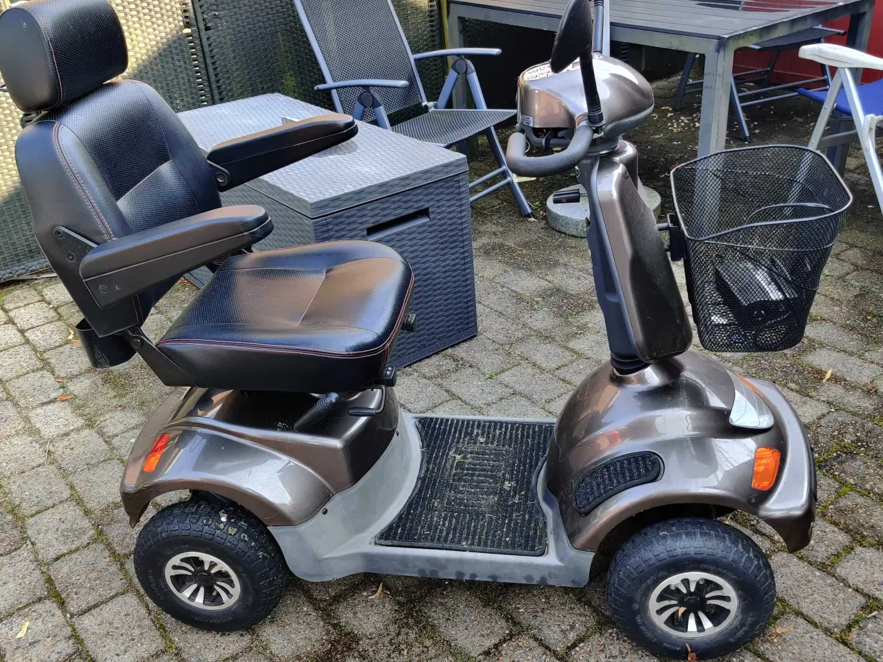 Billede 2 - Velholdt heartway el scooter 
