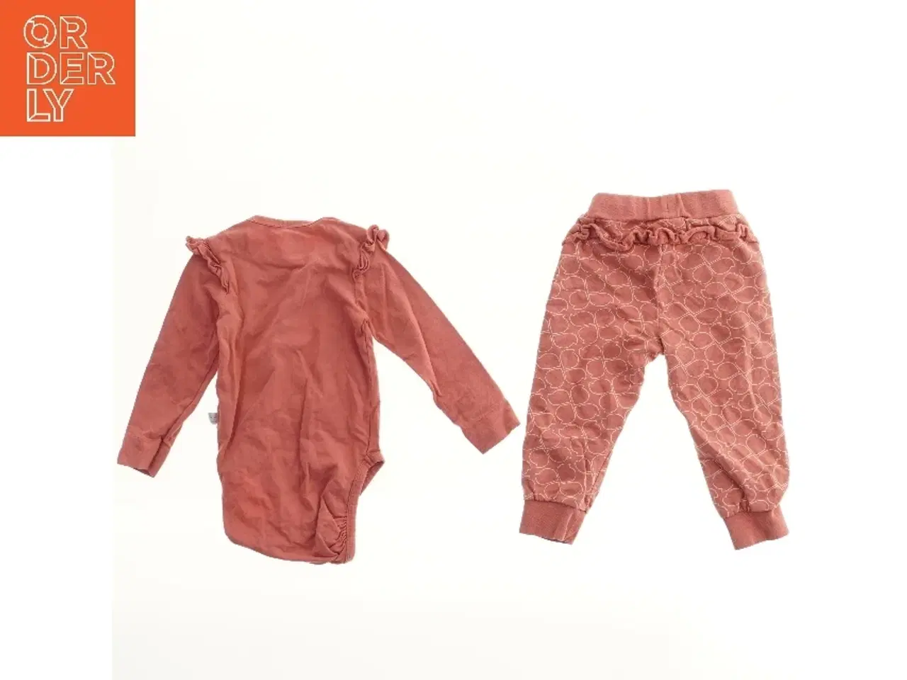 Billede 2 - Baby body og bukser sæt fra Hummel (str. 80)