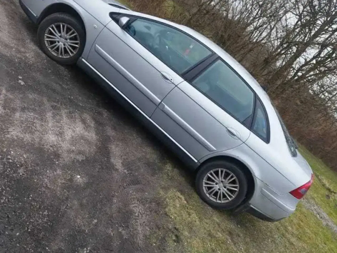 Billede 1 - super pris for God bil Med Plads !