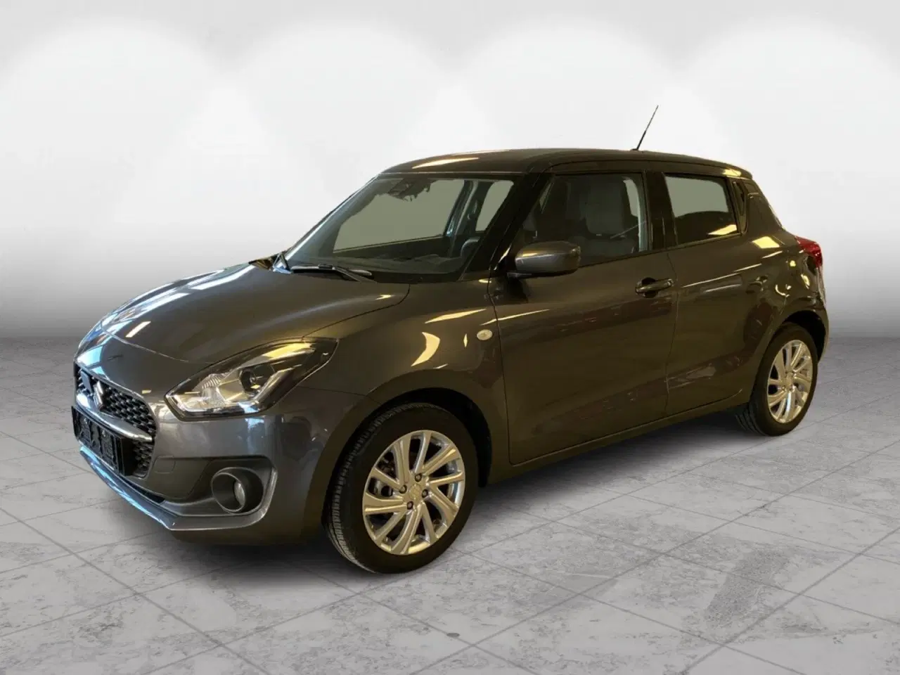 Billede 2 - Suzuki Swift 1,2 Dualjet Mild hybrid Action AEB 83HK 5d