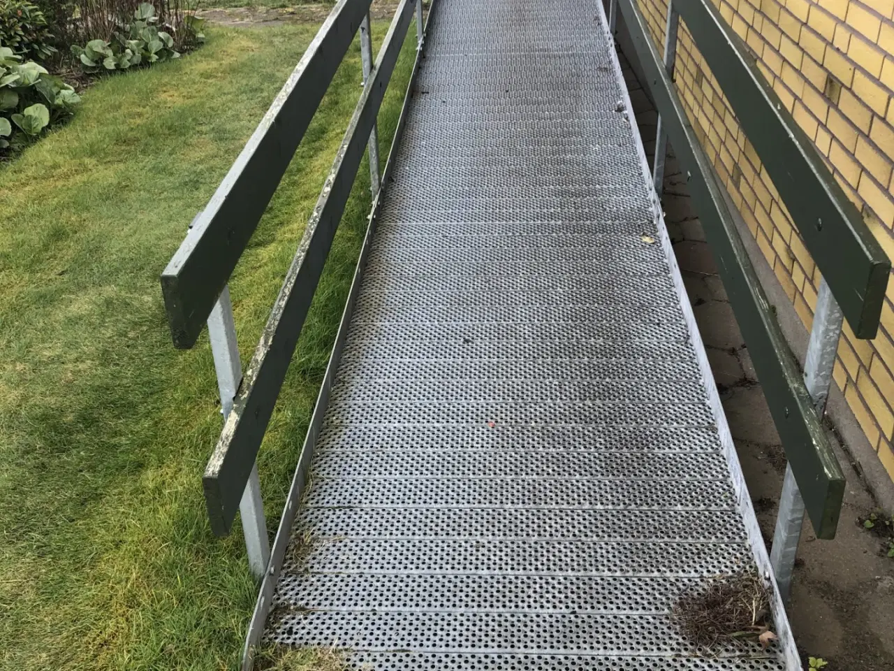 Billede 3 - Rampe, galvaniseret 8,5m lang 1,0m bred