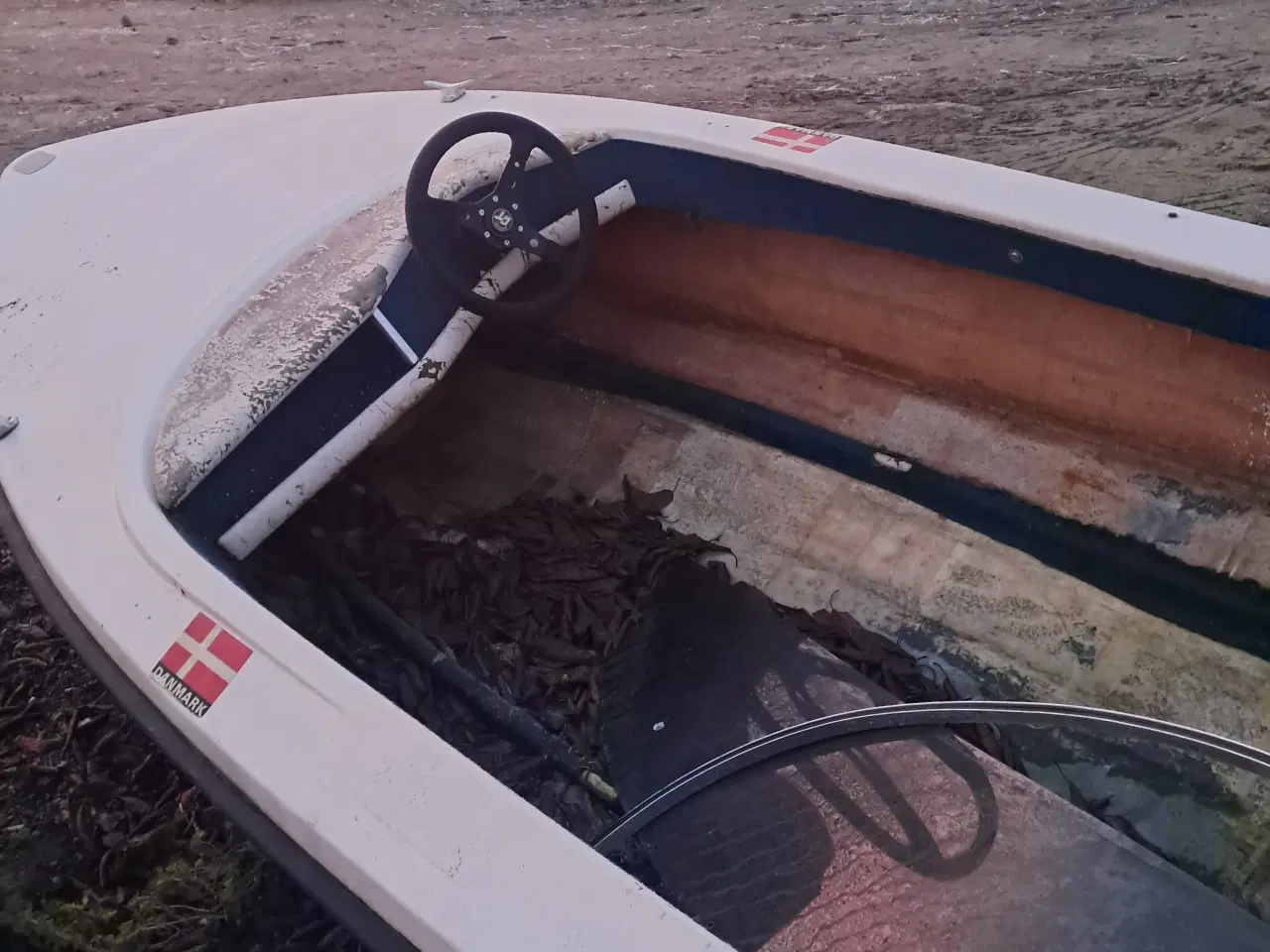 Billede 2 - Lille speedbåd.  